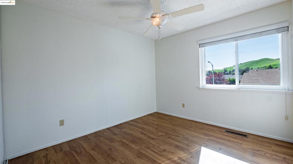 2408 Los Prados Way Property Photo 27