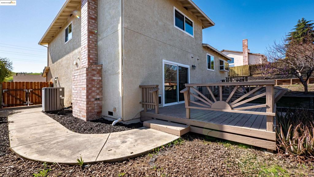 2408 Los Prados Way Property Photo 31