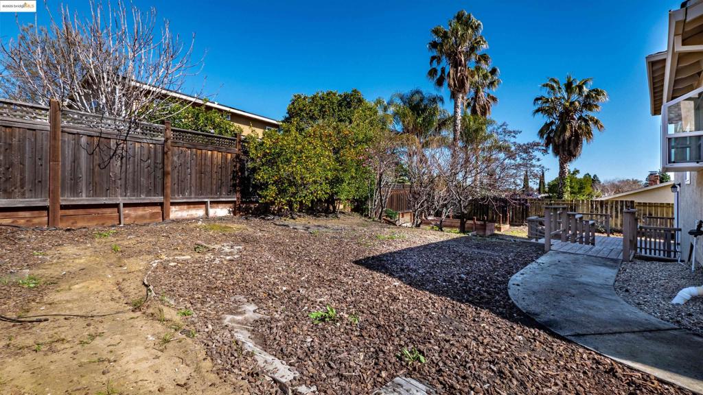 2408 Los Prados Way Property Photo 34