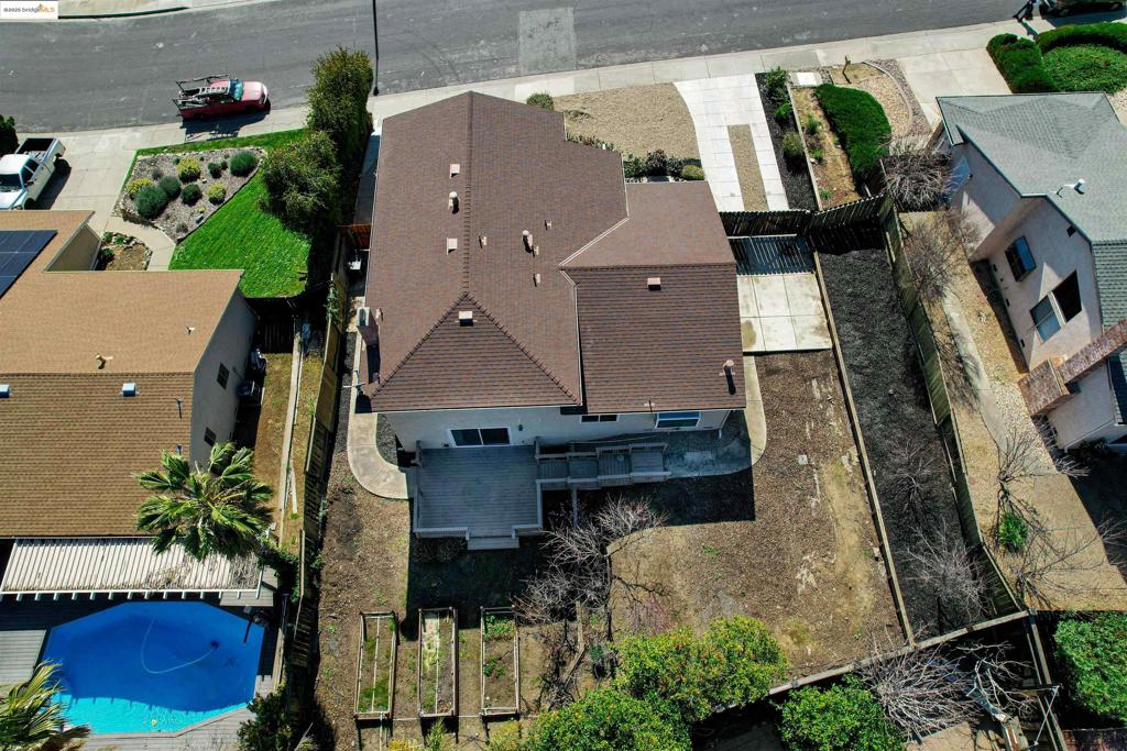 2408 Los Prados Way Property Photo 44