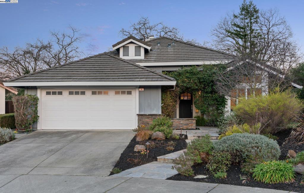 26 Driftwood Court Property Photo