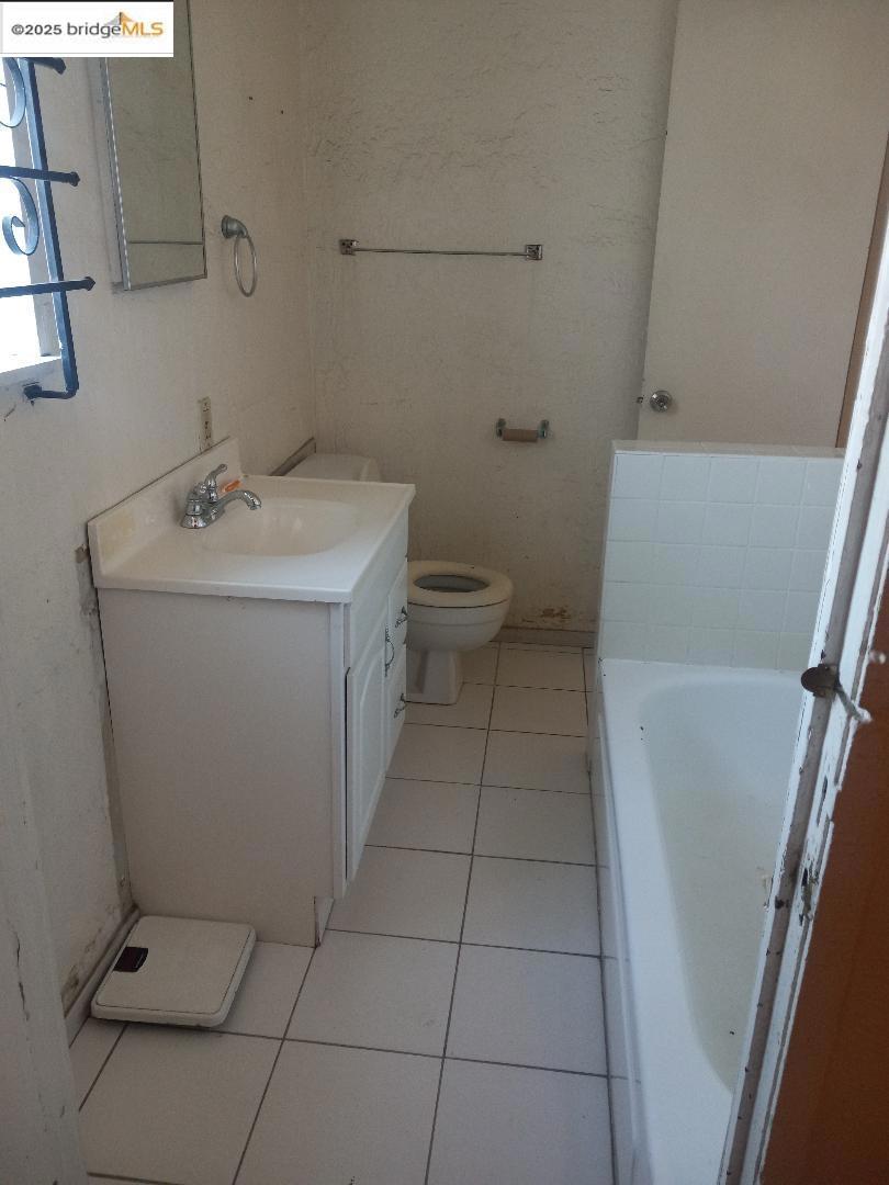 238 S 3rd St Property Photo 10