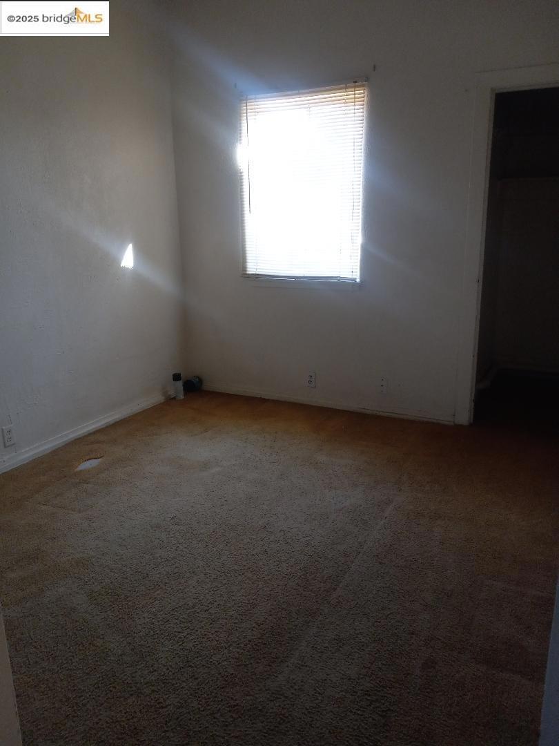 238 S 3rd St Property Photo 12