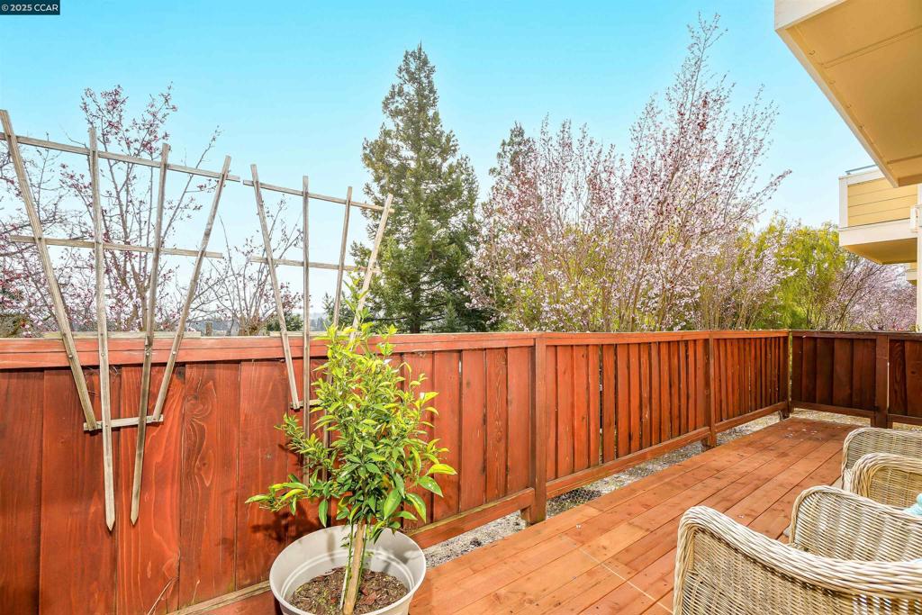 314 Skyline Dr Property Photo 16