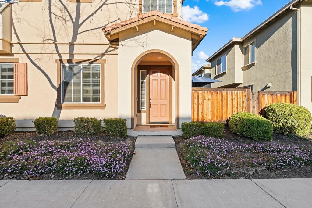 248 Alta St Property Photo