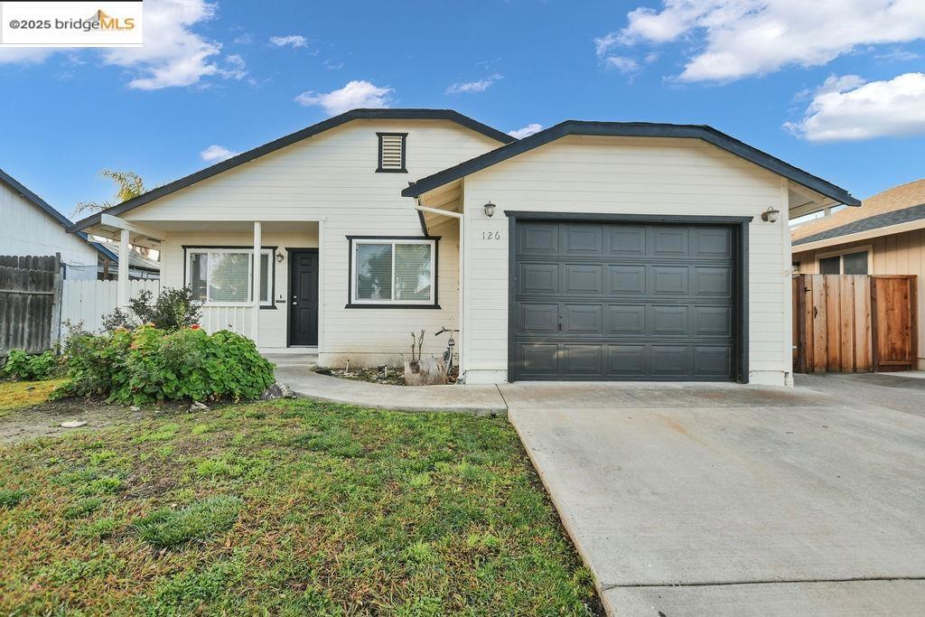 126 Dunedin Dr Property Photo