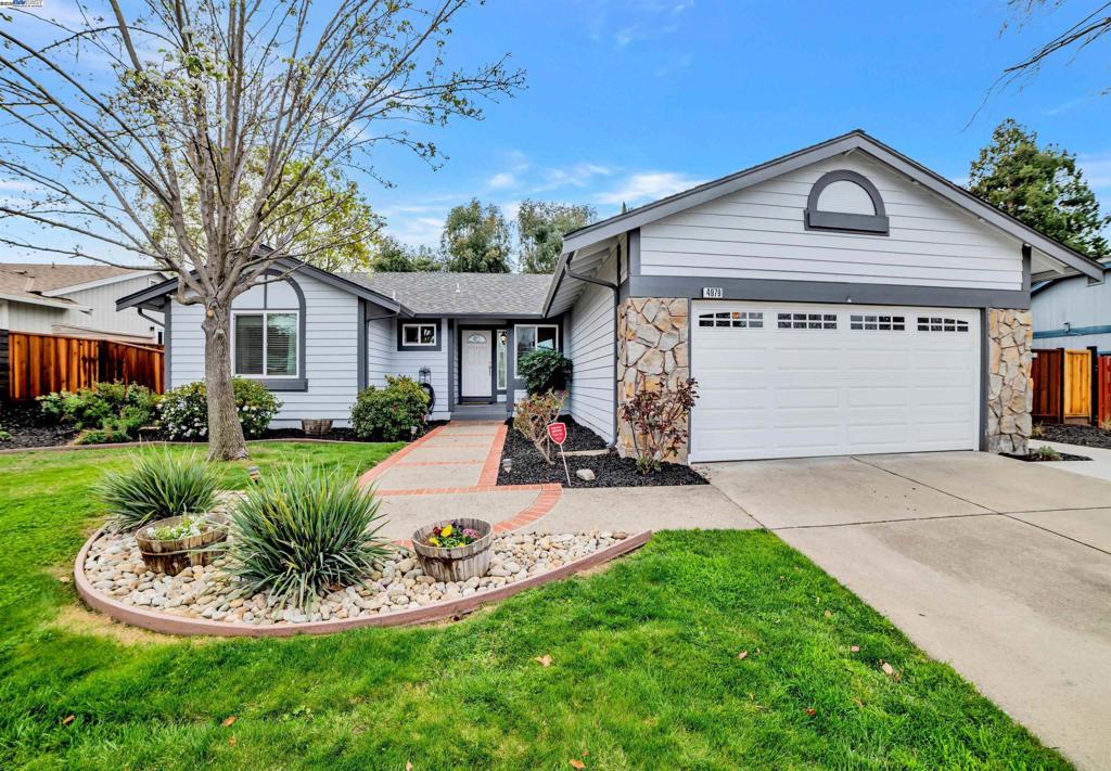 Brookmeadow Real Estate Listings Main Image