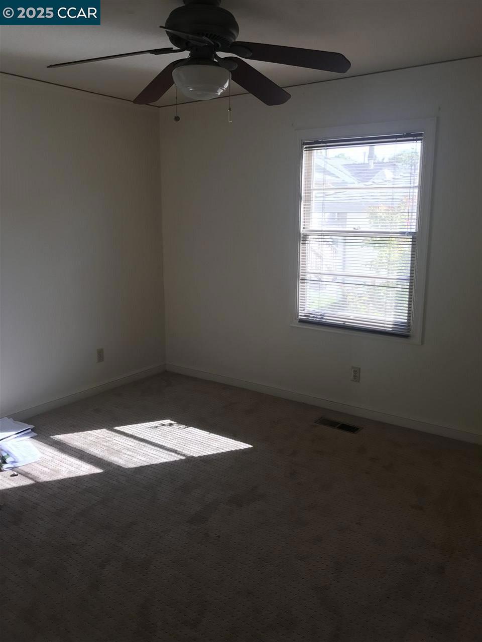 2244 Almond Ave Property Photo 12