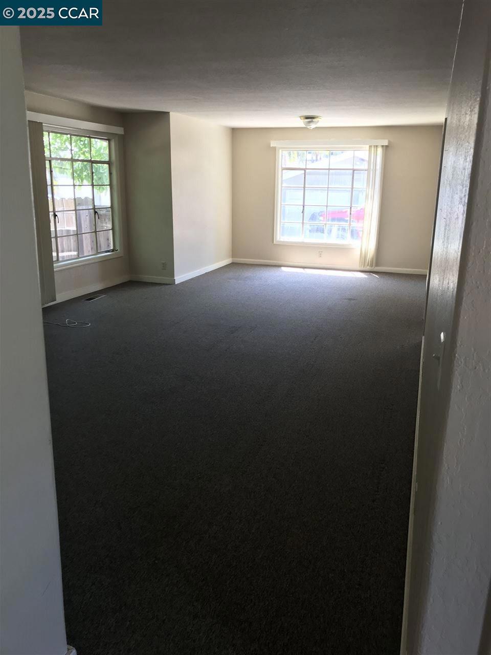 2244 Almond Ave Property Photo 18