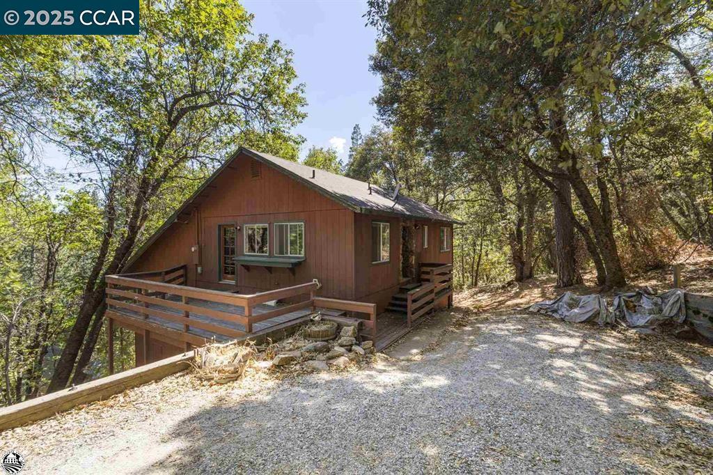 23282 Bluebird Hill Property Photo