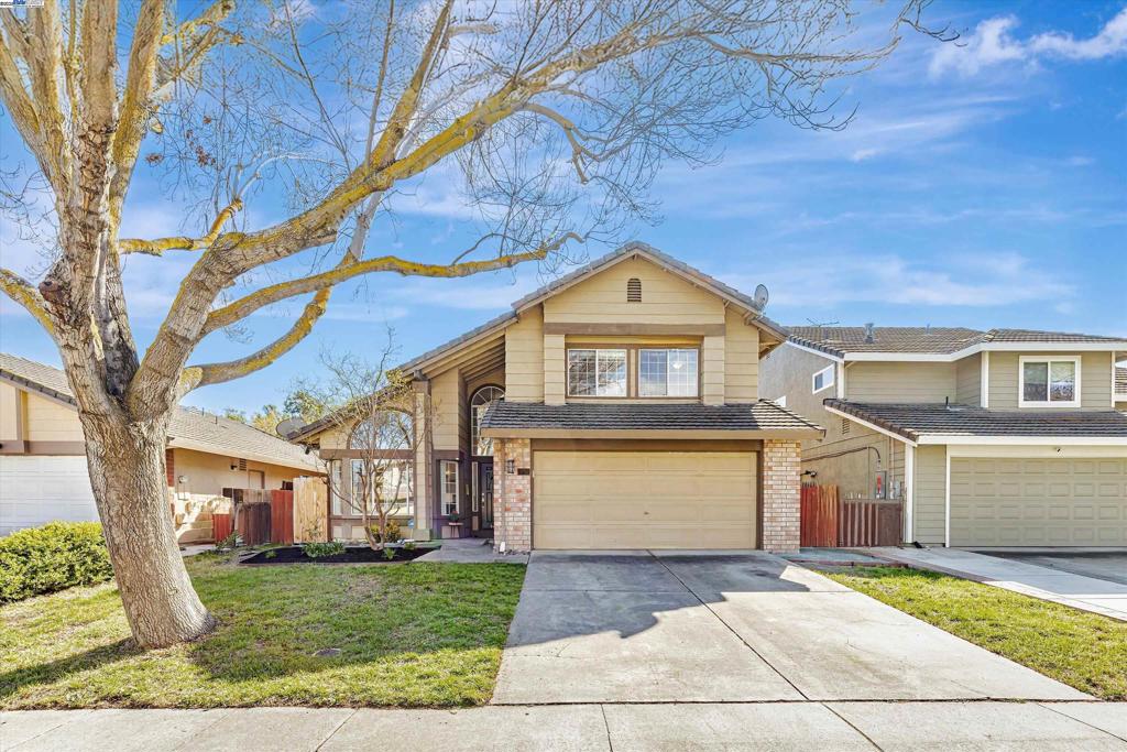 112 Machado Ct Property Photo