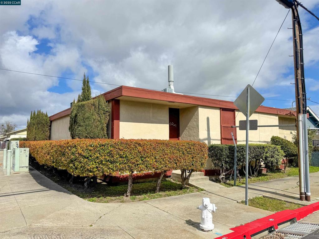247 Rodeo Ave Property Photo