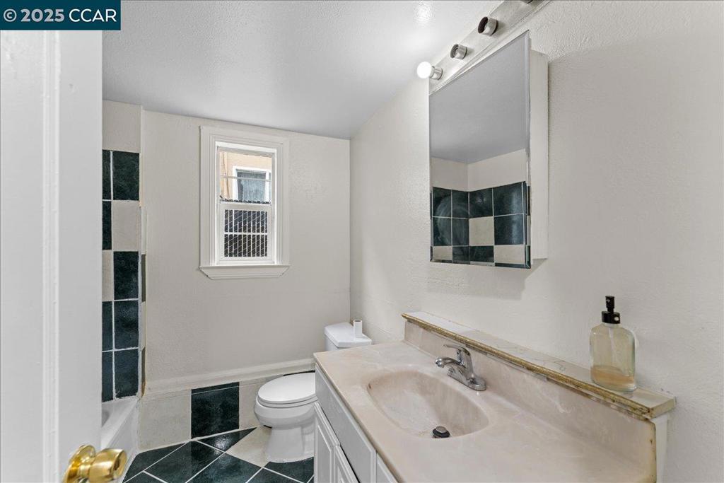 2359 Wendell Ave Property Photo 16