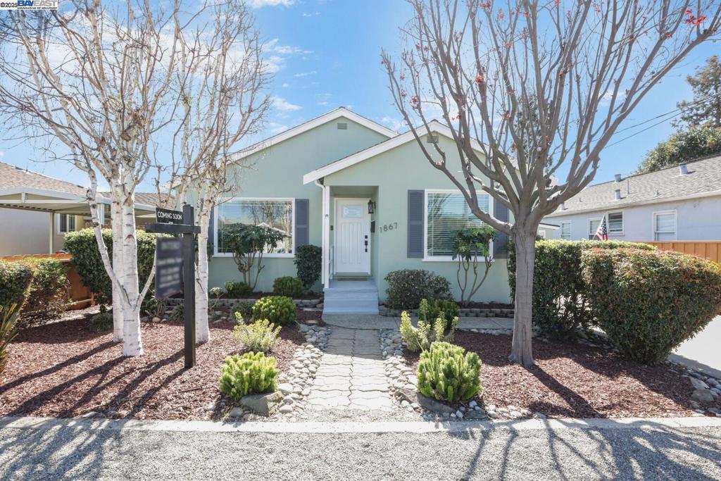 1867 Knox St Property Photo