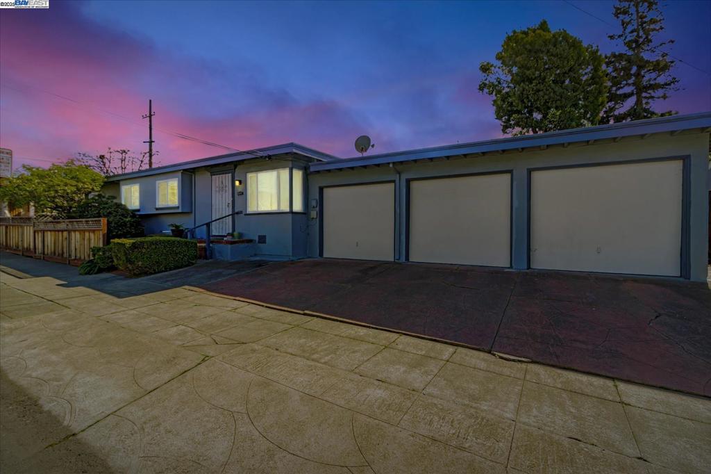 3482 Loma Vista Ave Property Photo