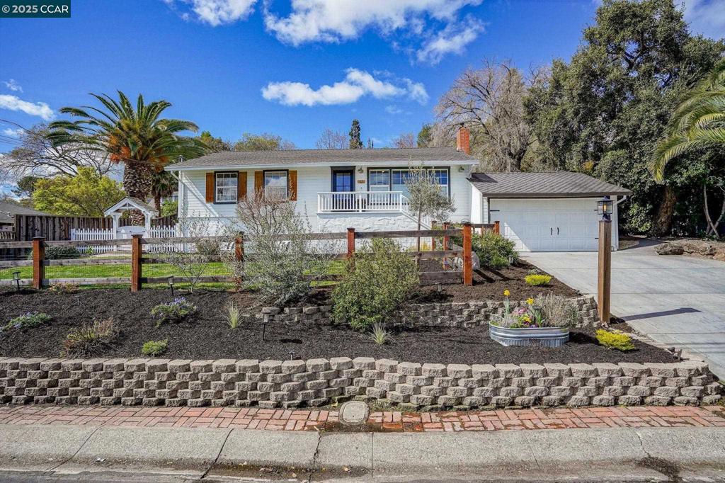 113 Kendall Rd Property Photo