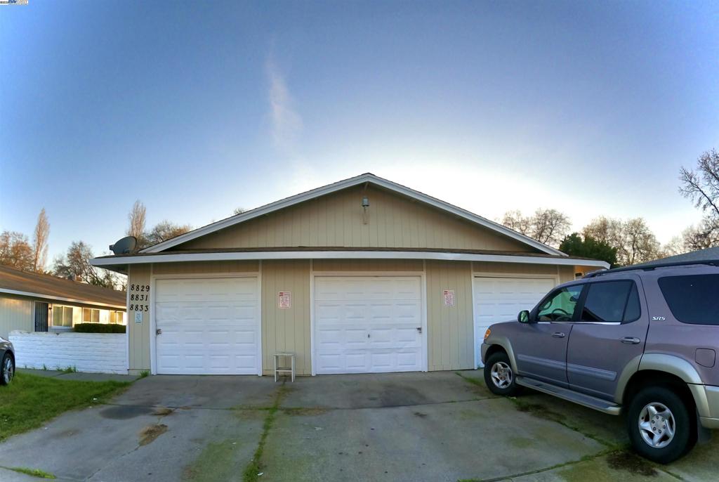 8829 Kelley Dr Property Photo 4