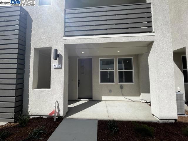 7105 Melon Ct Property Photo