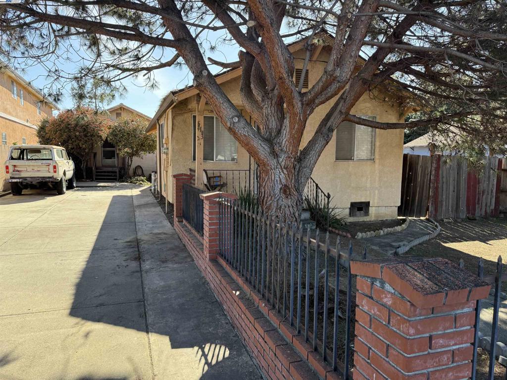 513 Ramos Ave Property Photo 1