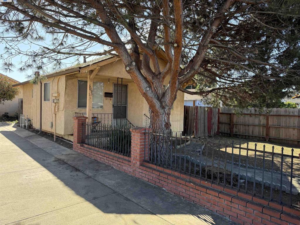 513 Ramos Ave Property Photo 5