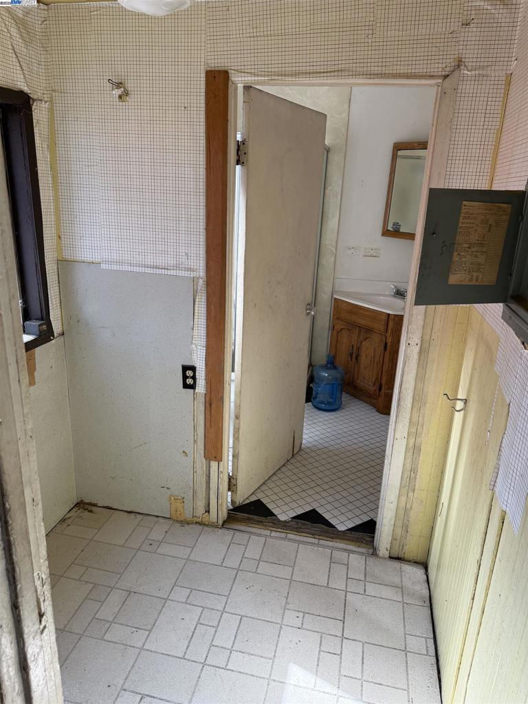 513 Ramos Ave Property Photo 20