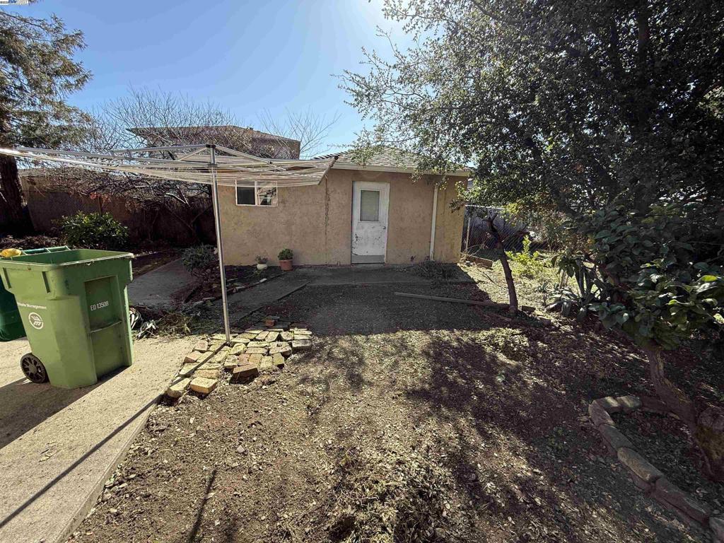 513 Ramos Ave Property Photo 29