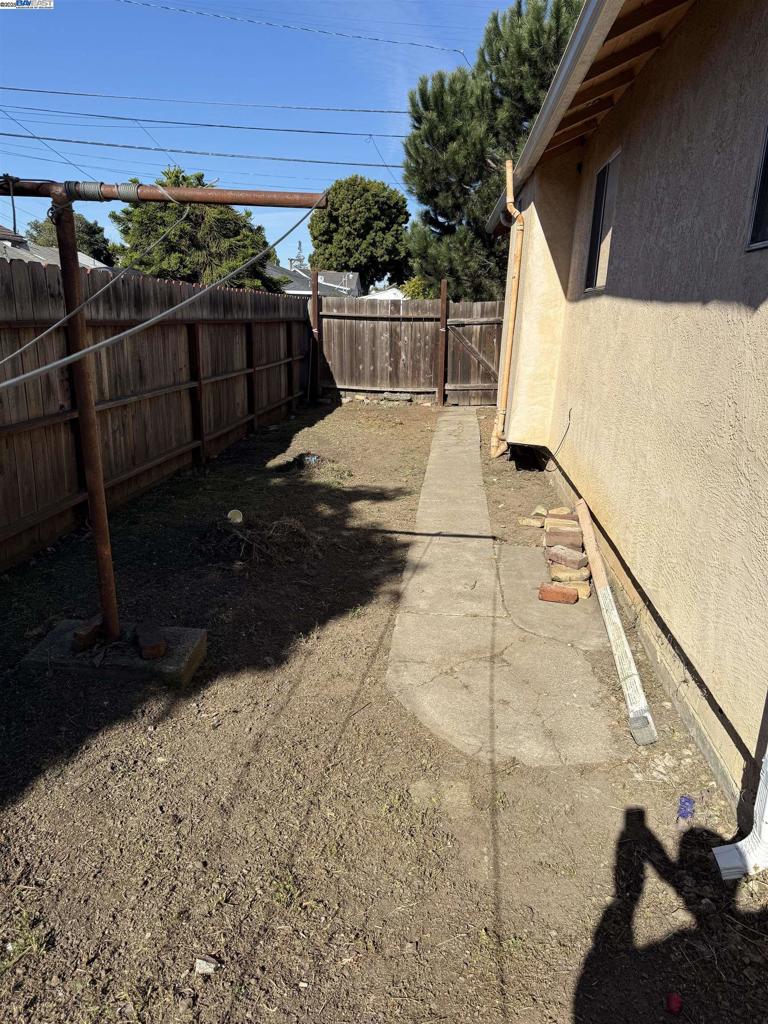 513 Ramos Ave Property Photo 31