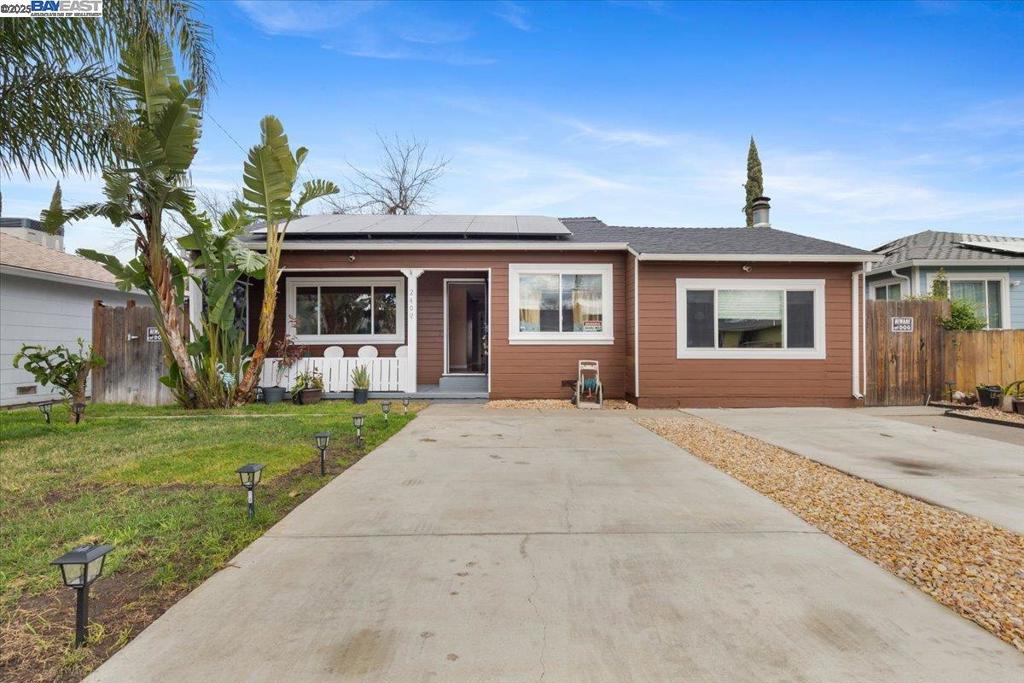 2409 Lucerne Ave Property Photo