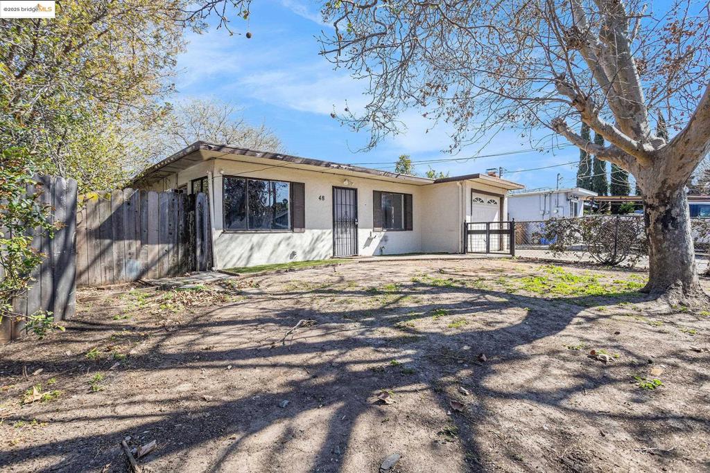 48 Surf View Dr Property Photo