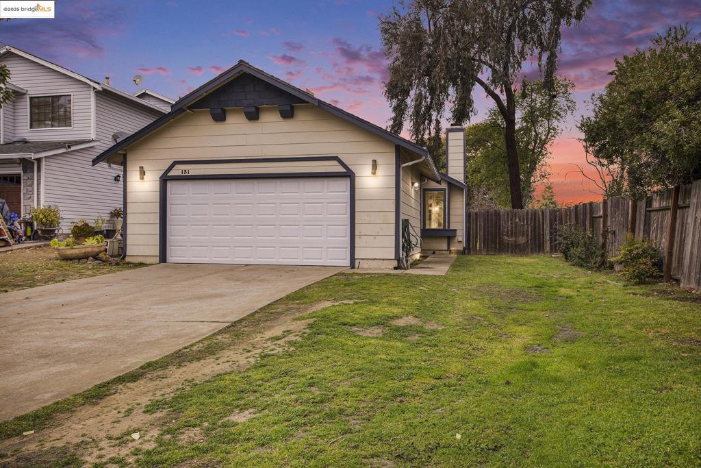 131 Trident Ct Property Photo