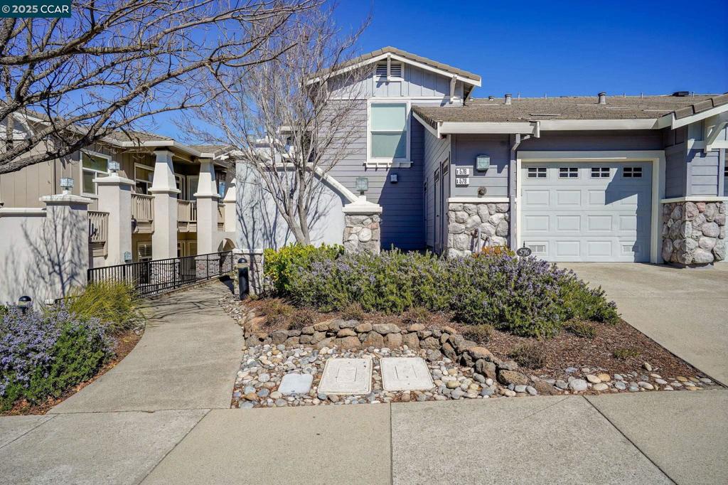 578 High Eagle Court Property Photo