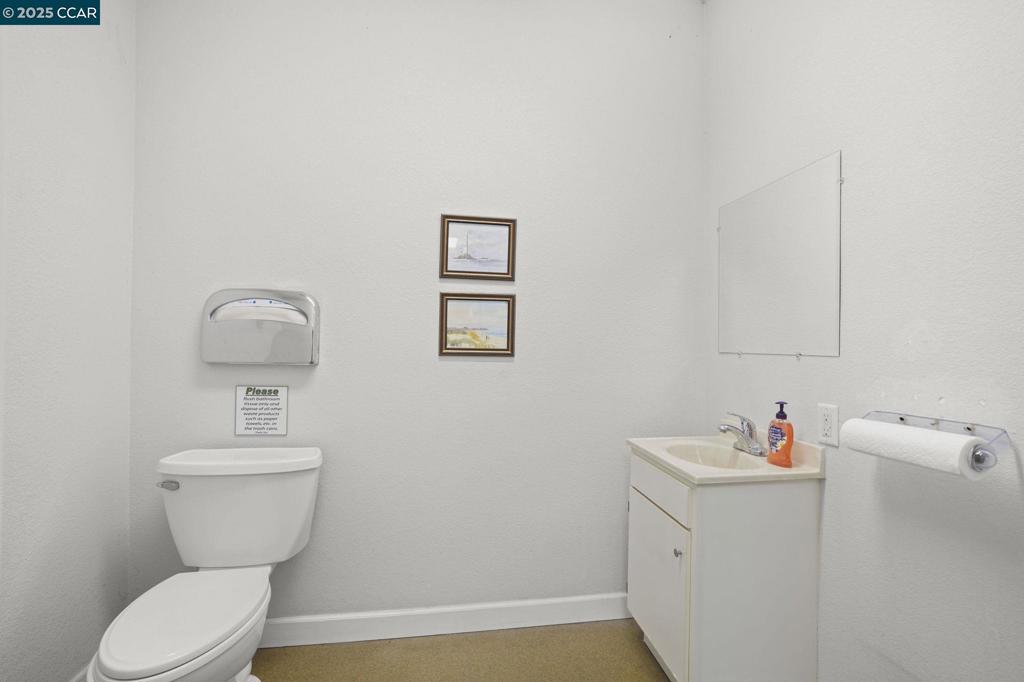 411 Ferry St Property Photo 19