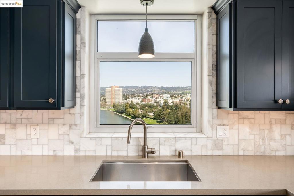 177 19th St 11e Property Photo 9