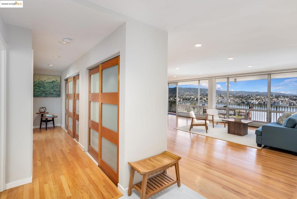 177 19th St 11e Property Photo 18