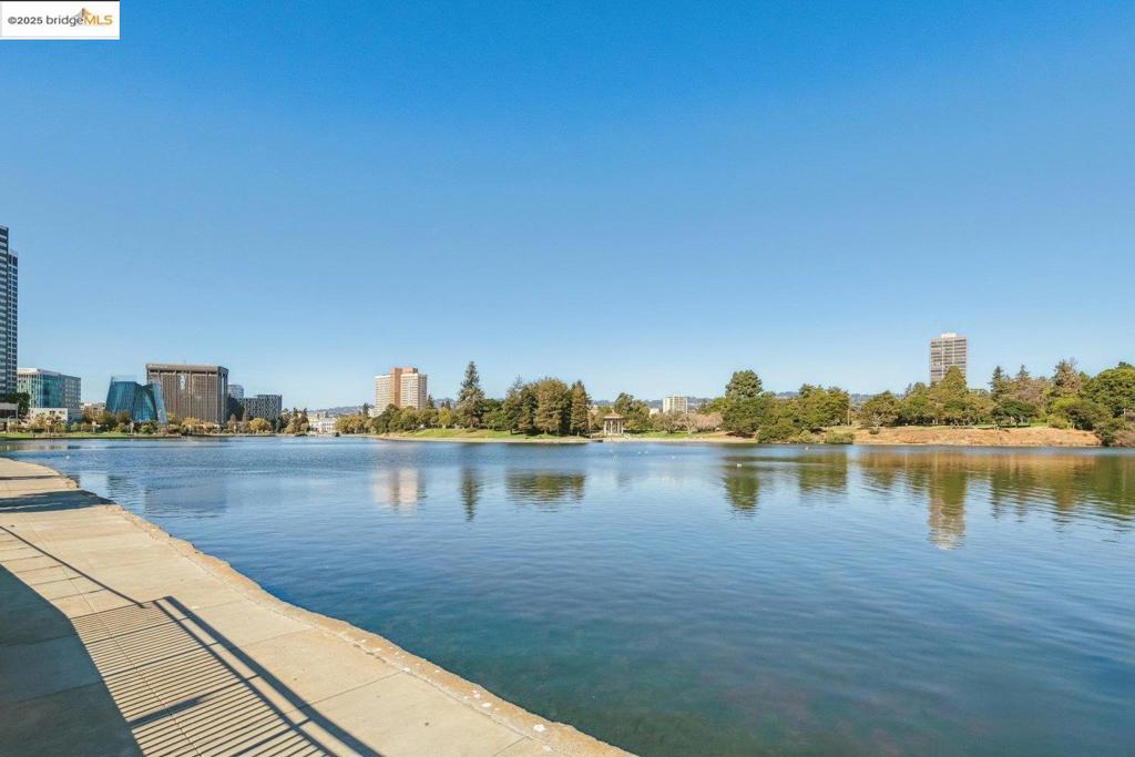 177 19th St 11e Property Photo 41