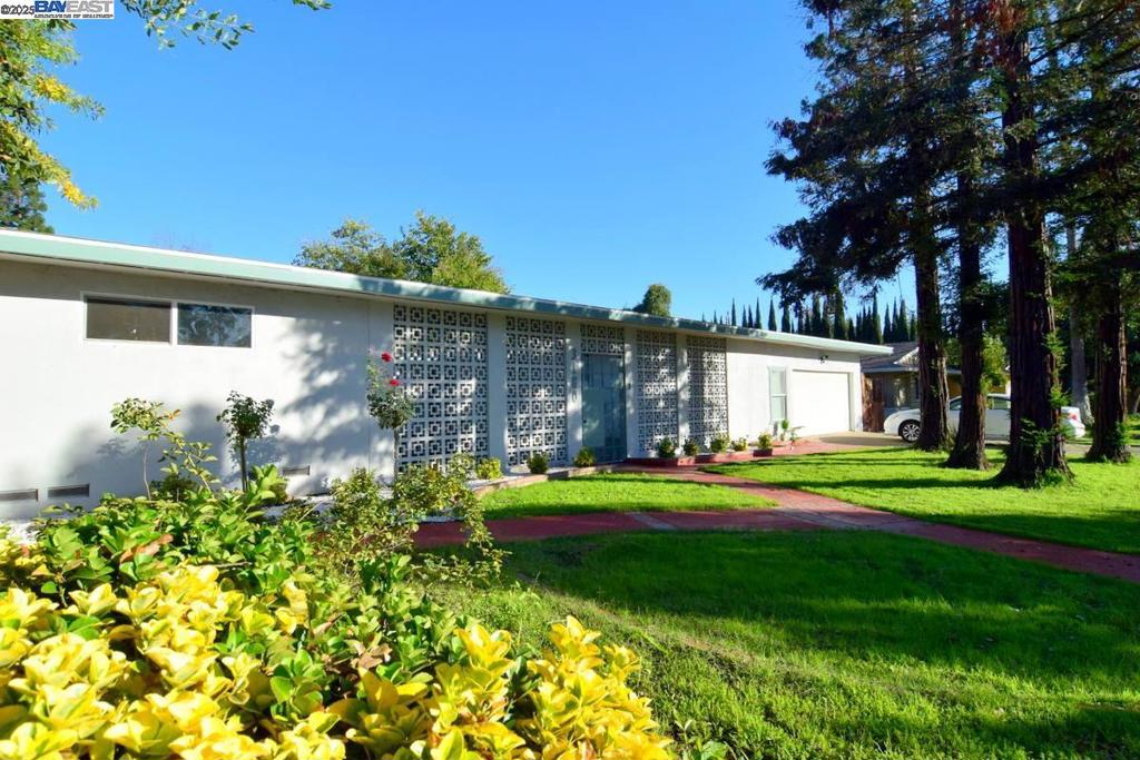 3180 Watt Ave Property Photo