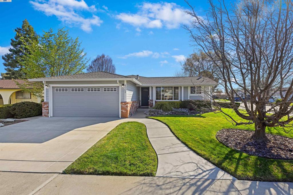4003 Cristobal Way Property Photo