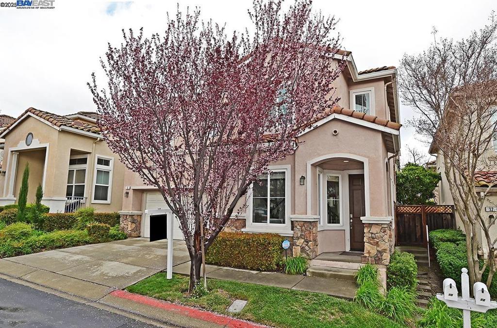 10 Almond Orchard Ln Property Photo
