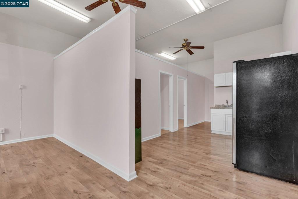 516 1st St Property Photo 11