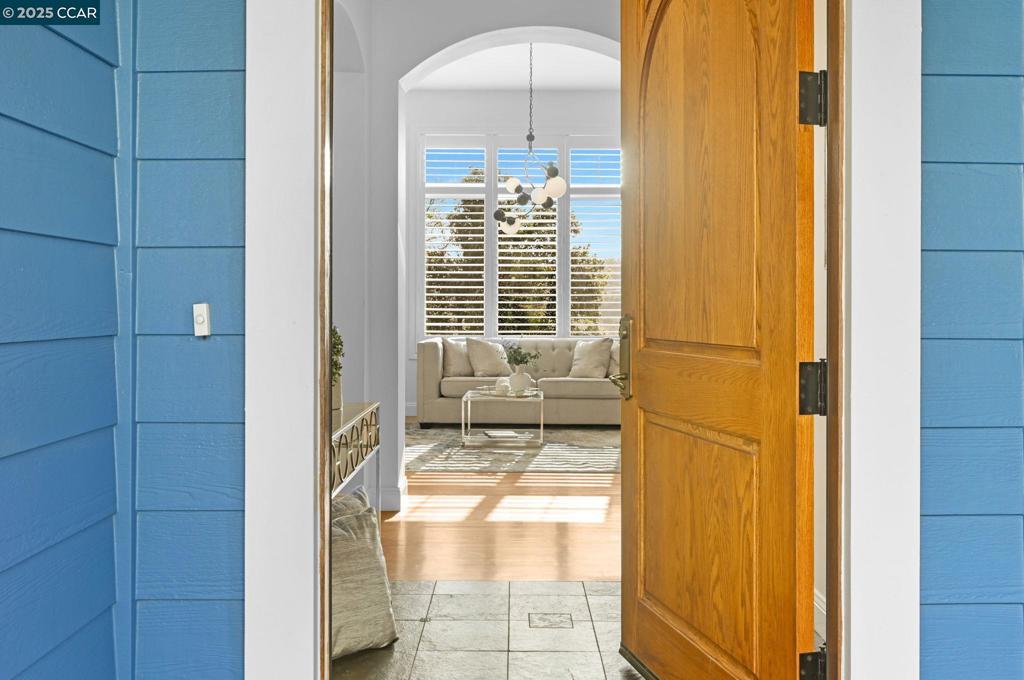 211 Park St Property Photo