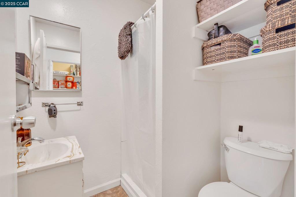 526 1st St Property Photo 20