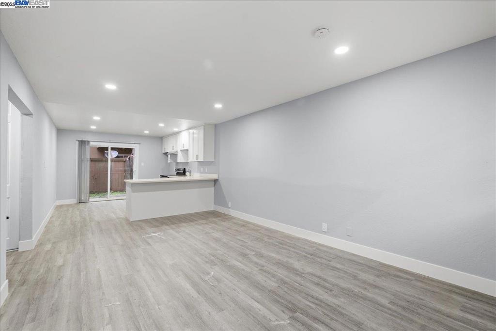27070 Manon Ave Property Photo 13