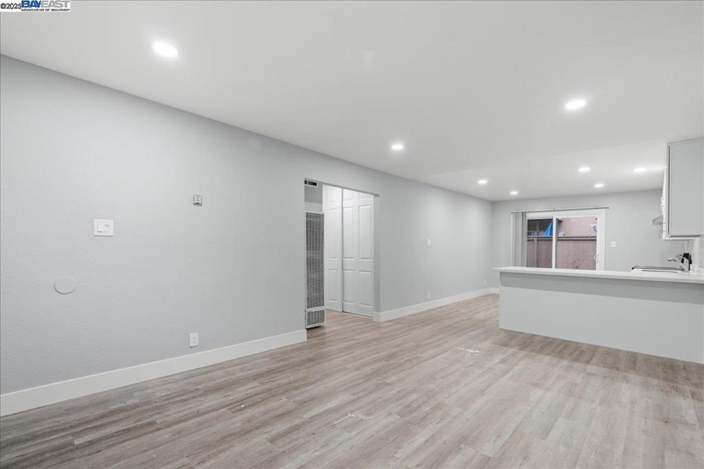 27070 Manon Ave Property Photo 16