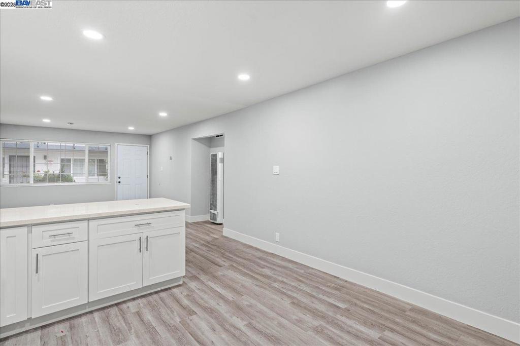 27070 Manon Ave Property Photo 22