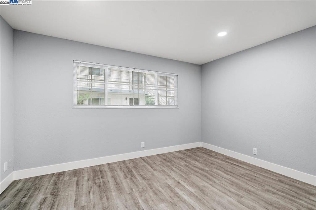 27070 Manon Ave Property Photo 23
