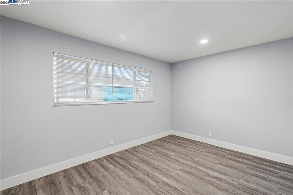 27070 Manon Ave Property Photo 35