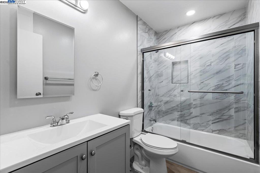 27070 Manon Ave Property Photo 37