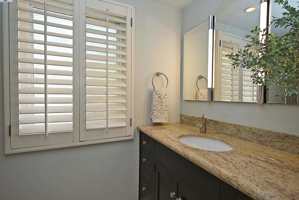 368 Cardona Cir Property Photo 36
