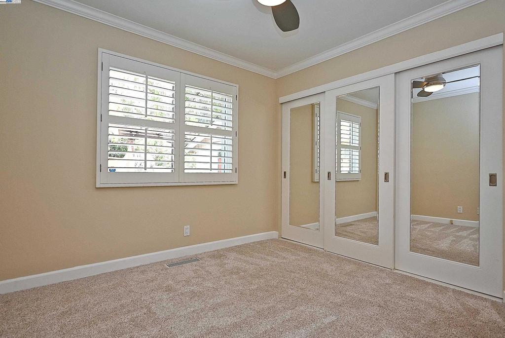 368 Cardona Cir Property Photo 38