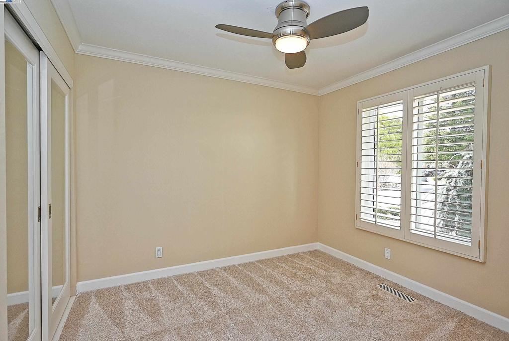 368 Cardona Cir Property Photo 39